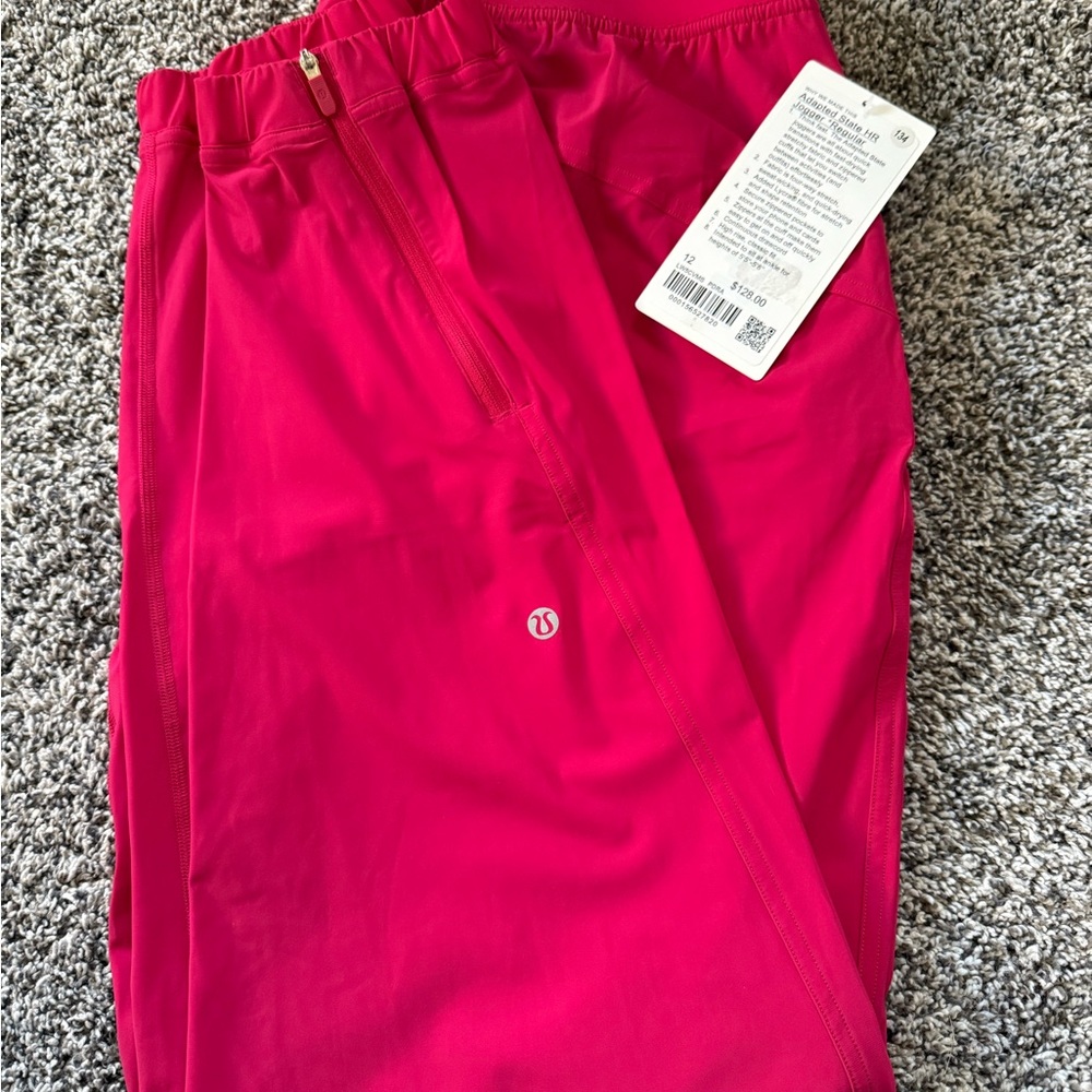 Lululemon size 12 joggers